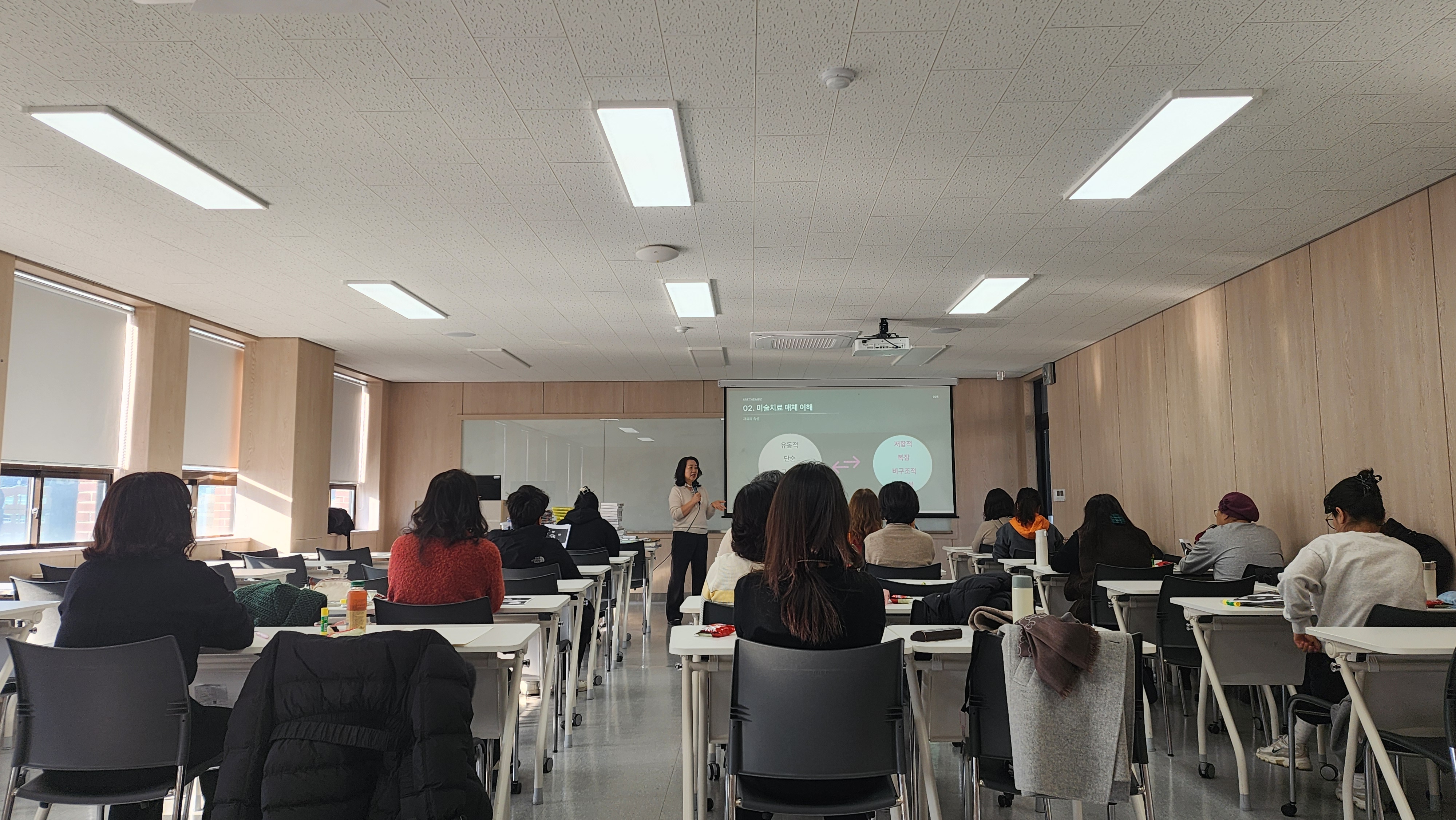 미술치료 4.jpg