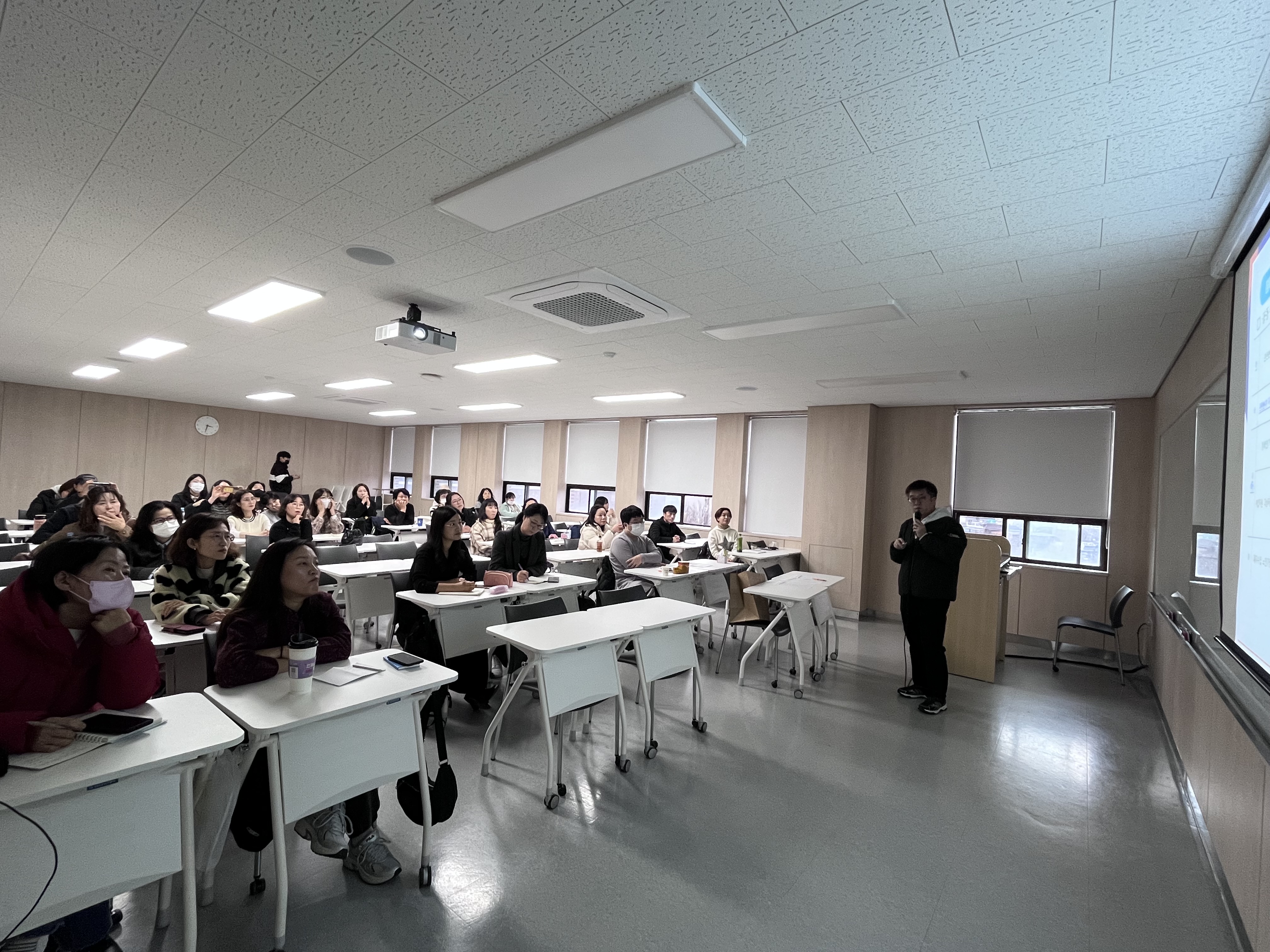 251127 사회복지과 시니어클럽 특강 (1교시) 4.jpg